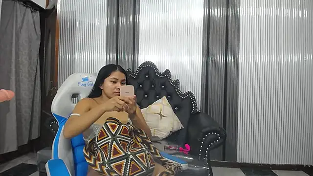 babyschoolgiirl online show from February 8, 12:58 am