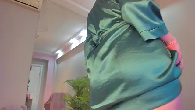 SerennaNoir online show from February 11, 8:54 pm