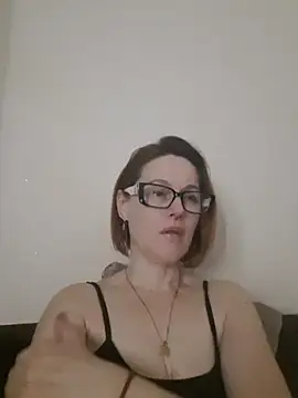 LanaOlbenst online show from April 10, 8:15 pm