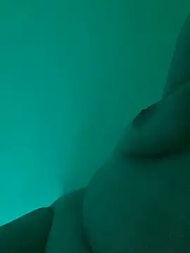 milaaagracee online show from February 4, 1:19 am