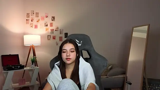 Vexorine online show from December 15, 8:58 pm