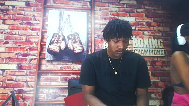 BlackAndAxel online show from March 4, 11:33 pm