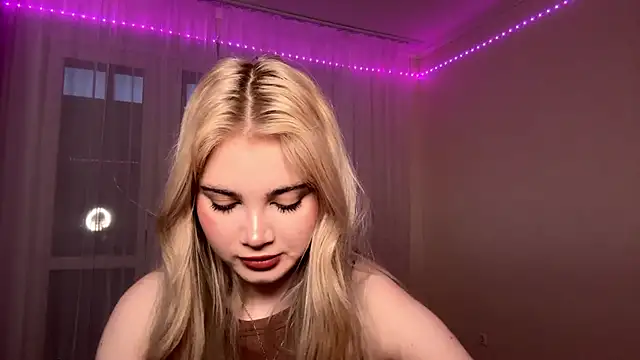 KarissaBoisse online show from November 21, 11:56 am