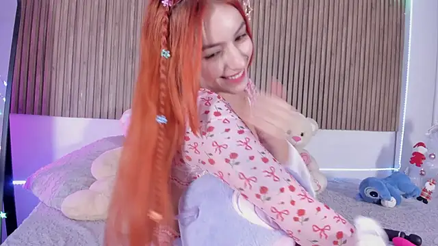 Hayley-Fox online show from December 23, 5:22 am