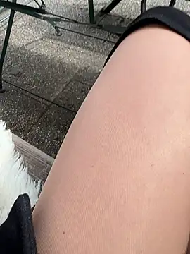 JaquelineandJulian online show from April 3, 12:36 pm