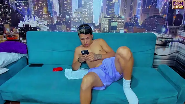 play hard66 online show from April 5, 8:30 pm