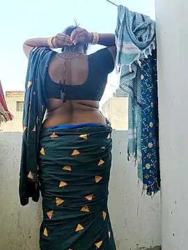 Desicouple1706 online show from April 24, 7:44 am