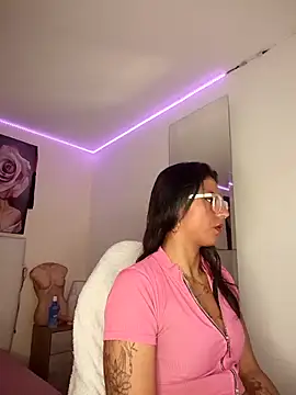 SamathaMay online show from April 17, 3:58 pm