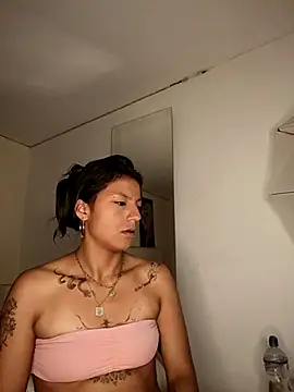 SamathaMay online show from April 7, 12:40 pm