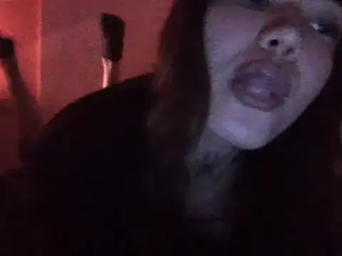 frutillitaaok  online show from March 27, 10:43 pm