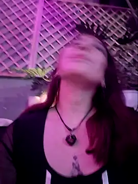 Eveeelyn25 online show from February 8, 1:20 am