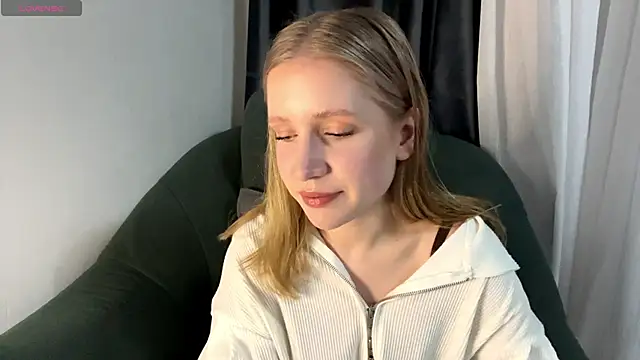 Alice meow15 online show from December 15, 8:25 pm