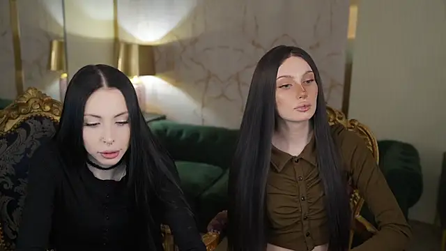 Dacota love online show from April 2, 10:35 am