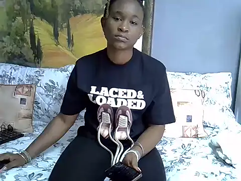 JuicyEbonyGoddess online show from December 1, 11:25 am