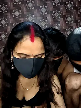 Sexy komal02 online show from February 8, 10:30 am