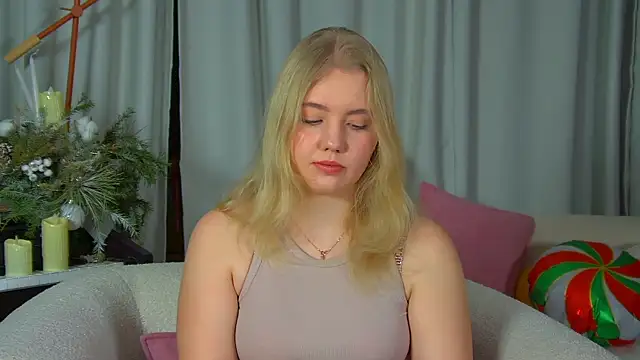 EmilyEvanse online show from January 13, 6:19 am