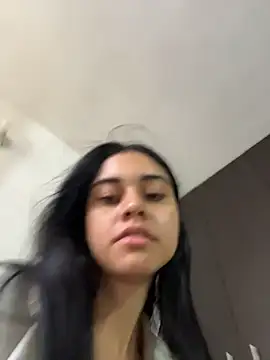 Miia moonn online show from January 8, 12:31 pm