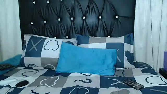 SavageHoney online show from April 10, 8:26 pm