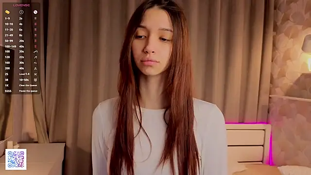 CoraleeSpadlin online show from November 30, 4:22 pm