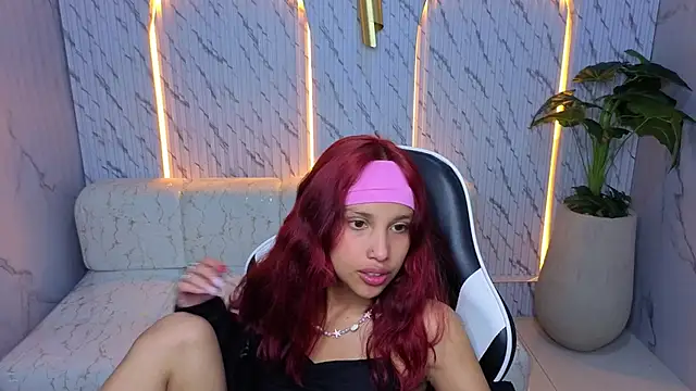 Saphire Tx online show from December 21, 1:15 pm