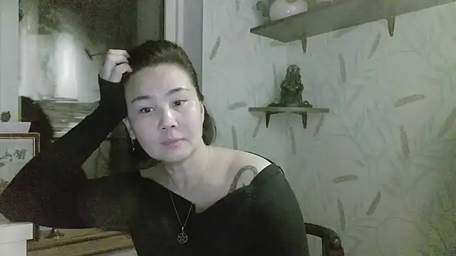 Nettie Allie online show from December 19, 7:39 pm