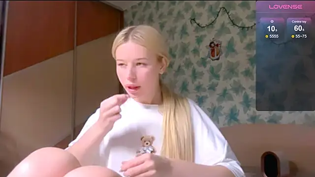 Barbie Blondie online show from April 17, 4:42 pm