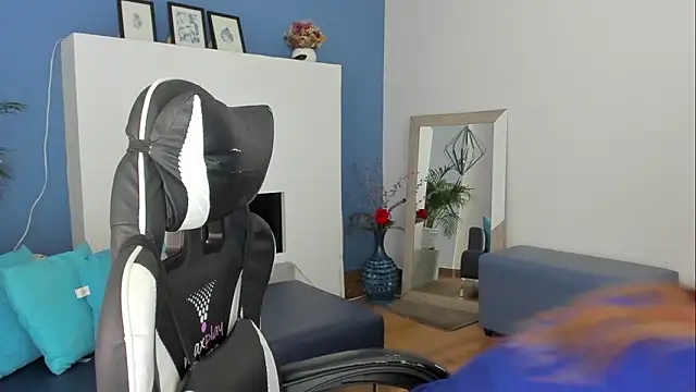 Anto Thompson online show from March 27, 8:09 pm