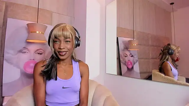 GenesisJordan online show from January 14, 8:25 pm