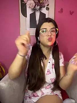 Scarletts Boobs online show from December 22, 10:02 pm