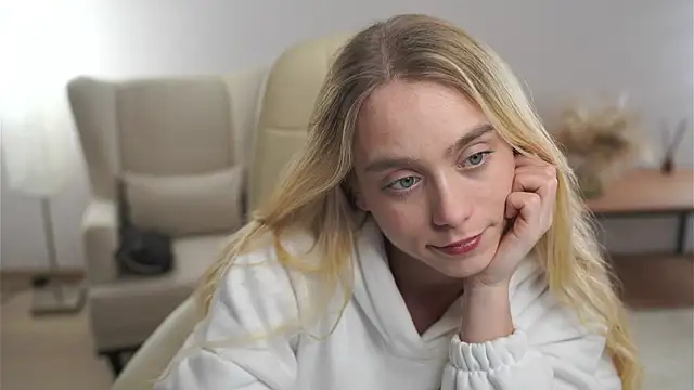 SharleneTaymon online show from November 28, 9:12 am