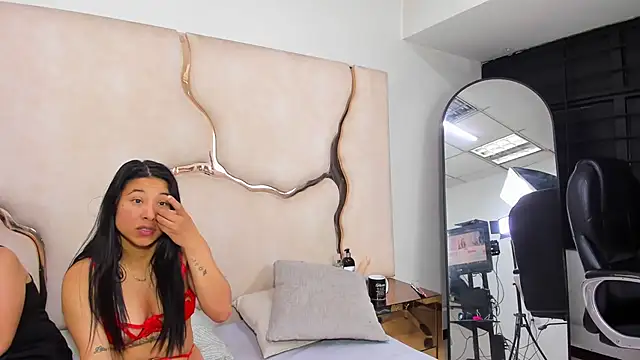 Alyssa Noah online show from March 26, 3:19 am