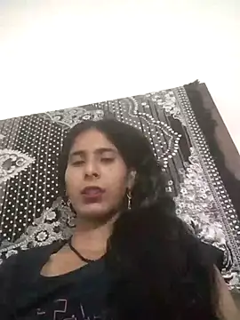 SassyDiy online show from March 31, 6:08 pm