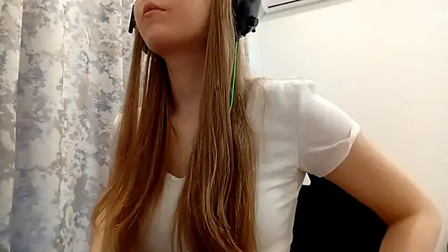 CrackShirker online show from December 19, 8:28 am