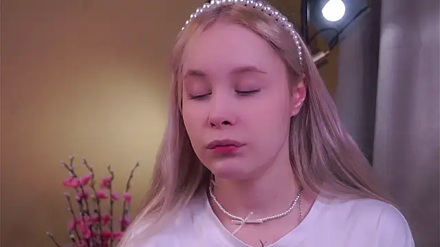 AunclreaVache online show from March 5, 12:56 pm