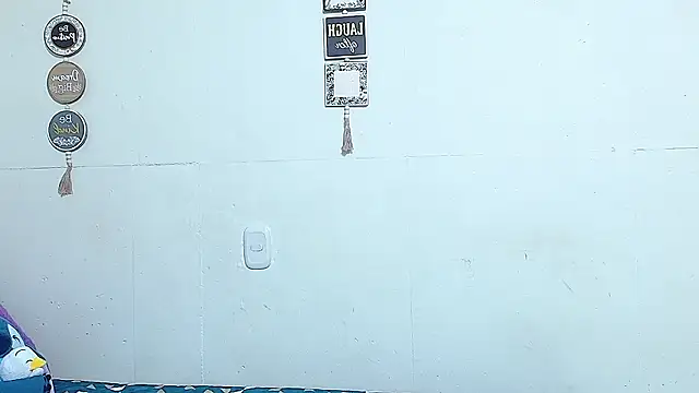 rose towers4 online show from March 3, 11:44 pm