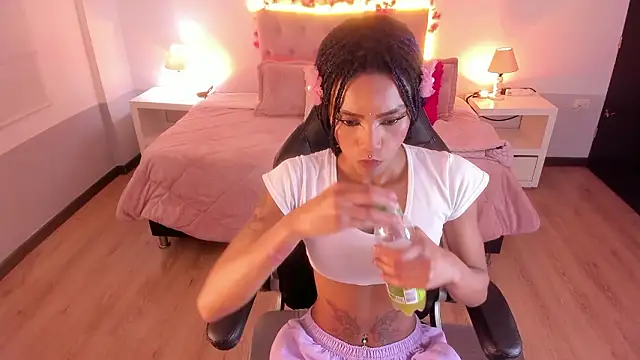 Samantha spike2 online show from February 28, 8:41 pm