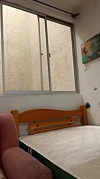 Emma Everett online show from January 15, 1:50 pm