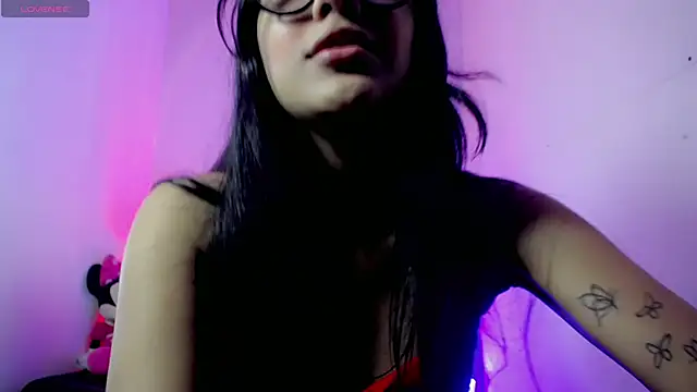 Mishell hot  online show from December 1, 10:45 pm