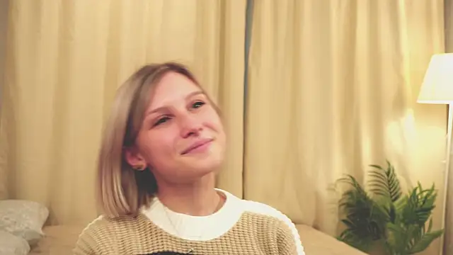 NetaVongsamphanh online show from December 1, 10:52 am