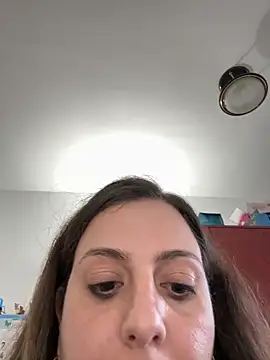 Sareyxon online show from March 21, 5:40 pm