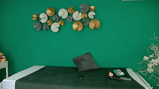 RoxanneJoy online show from April 26, 4:10 am