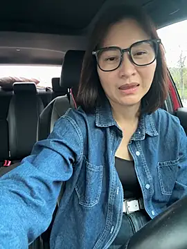 A-ZJunn online show from March 2, 8:10 am