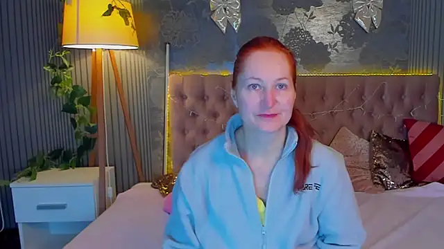 JasmineeSky online show from January 19, 1:40 pm