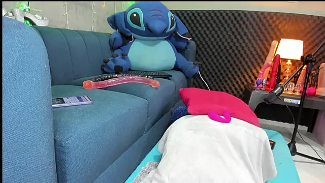 Shadia Squirt online show from October 3, 10:26 pm