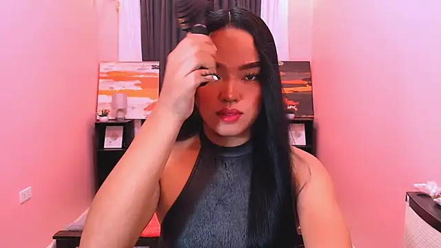 Fantacyloverr online show from April 8, 10:17 am