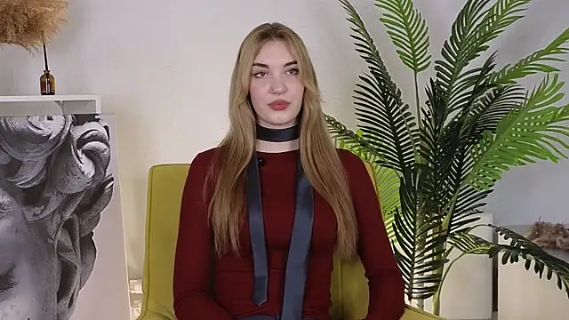 KarmaDowless online show from December 2, 3:58 pm