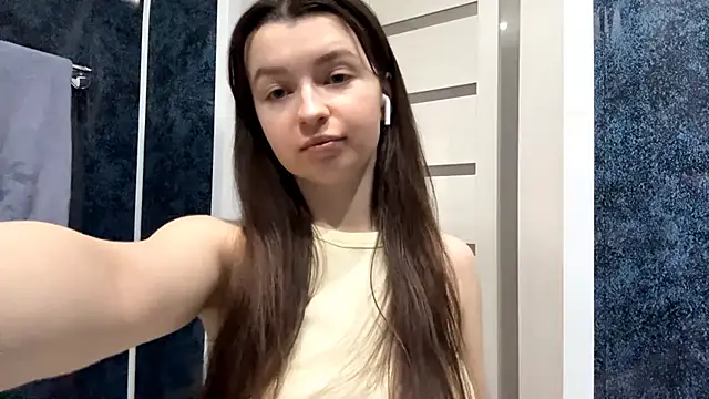 EllieBerrie online show from January 7, 8:18 am