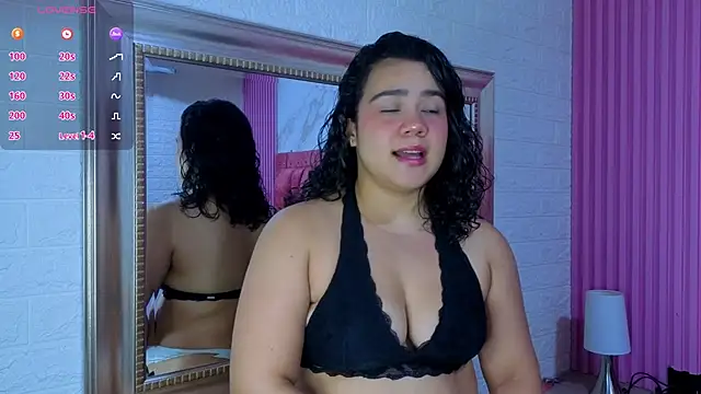 ValeryMorales online show from April 14, 7:58 pm