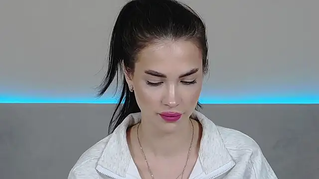 RachaelMils online show from March 29, 8:46 am