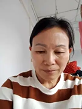 Lili-123k online show from February 3, 6:22 am